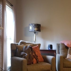 Meet your Posher, Wayne